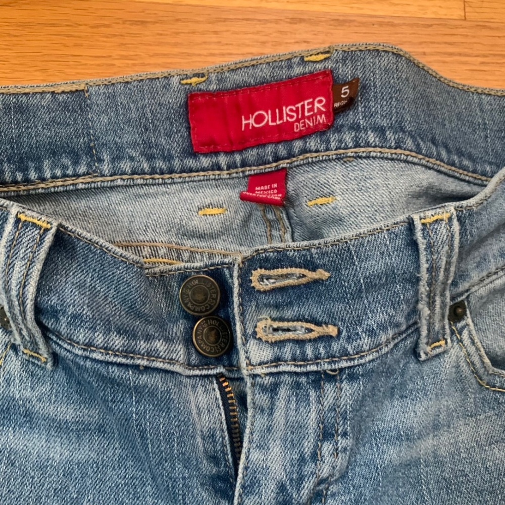 Hollister medium blue capri jeans - Picture 7 of 7